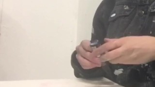 ASMR bad graffiti girl tests markers