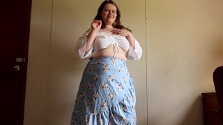 Chubby Layla Dancing & Stripping