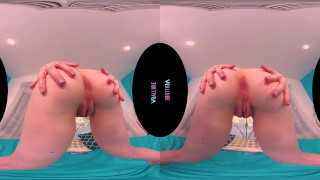 VRALLURE Your personal dinner date